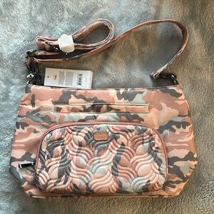 NEW lug Samba XL crossbody in camo rose NWT